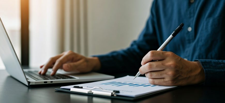 Whose Credit Score Is Used When Buying A Car With A Co-Signer